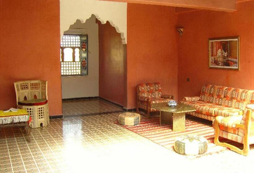 غرفة قياسية, Kasbah Itrane