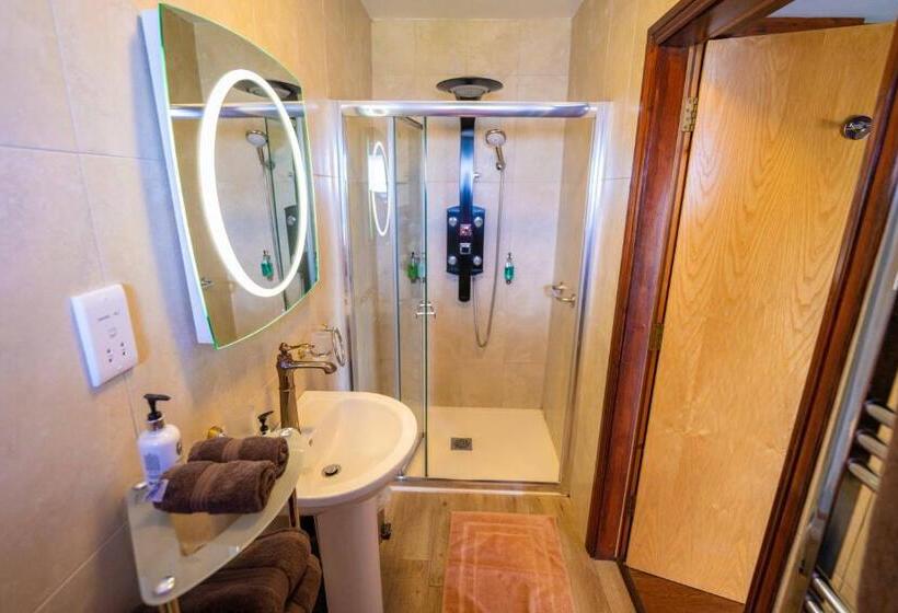 Mini Suite, Ferndale Luxury Boutique Bed & Breakfast