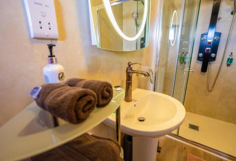 Mini Suite, Ferndale Luxury Boutique Bed & Breakfast