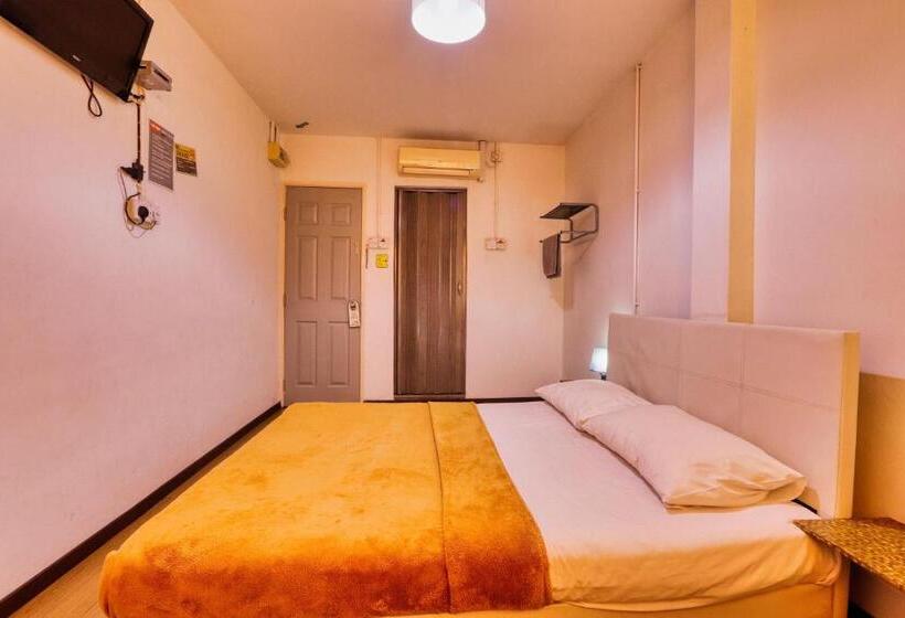 חדר דלוקס, Bata Merah Boutique