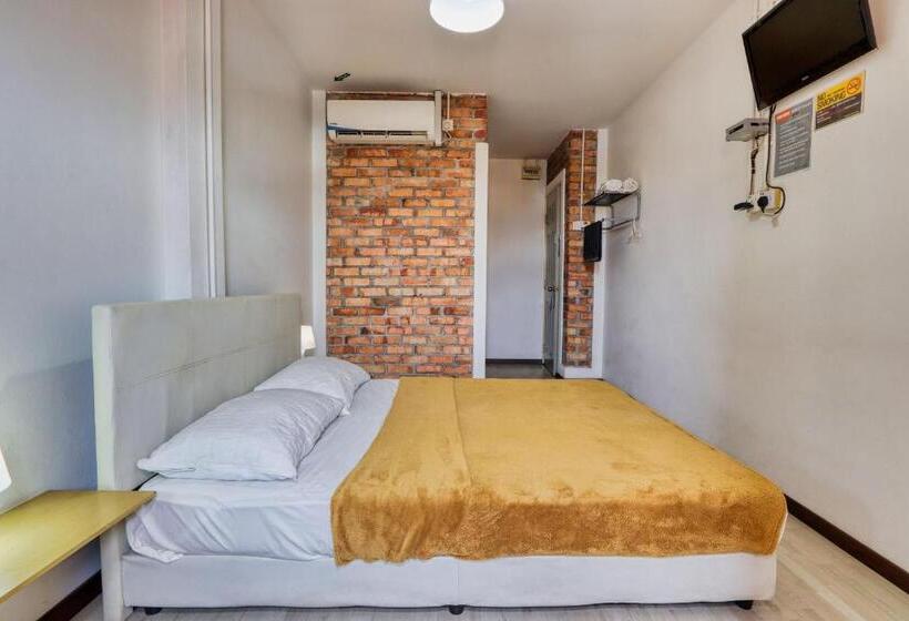 חדר דלוקס, Bata Merah Boutique