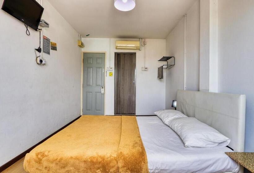 חדר דלוקס, Bata Merah Boutique