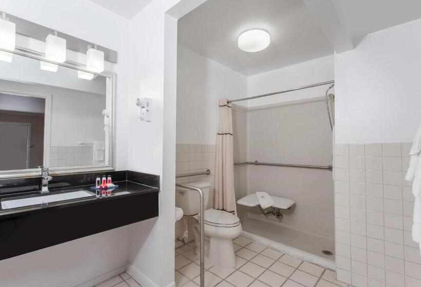 غرفة قياسية لذوى الاحتياجات الخاصة, Days Inn By Wyndham Wilmington Brandywine