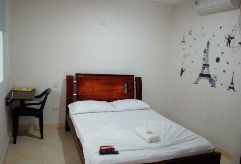 غرفة قياسية, Prado Country