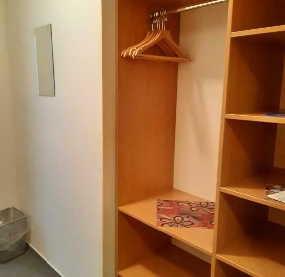 高级三人间, Wellness Hotel Lihovar