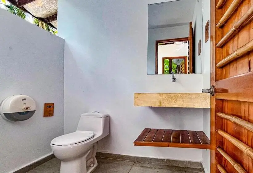 Perhehuone, Viajero Tayrona Hostel & Ecohabs
