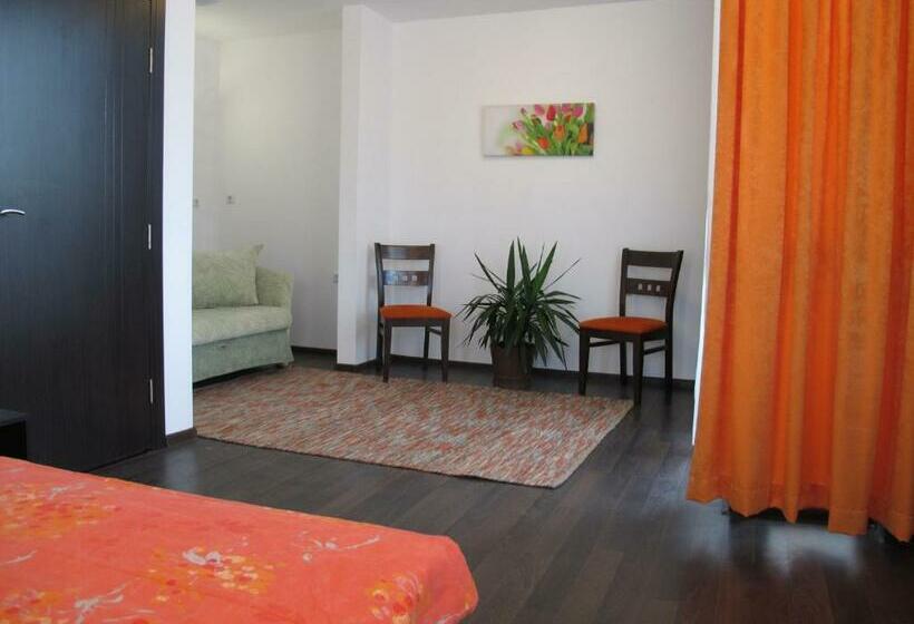 חדר סטנדרט נוף להרים, Guest House & Bistro Lefterova