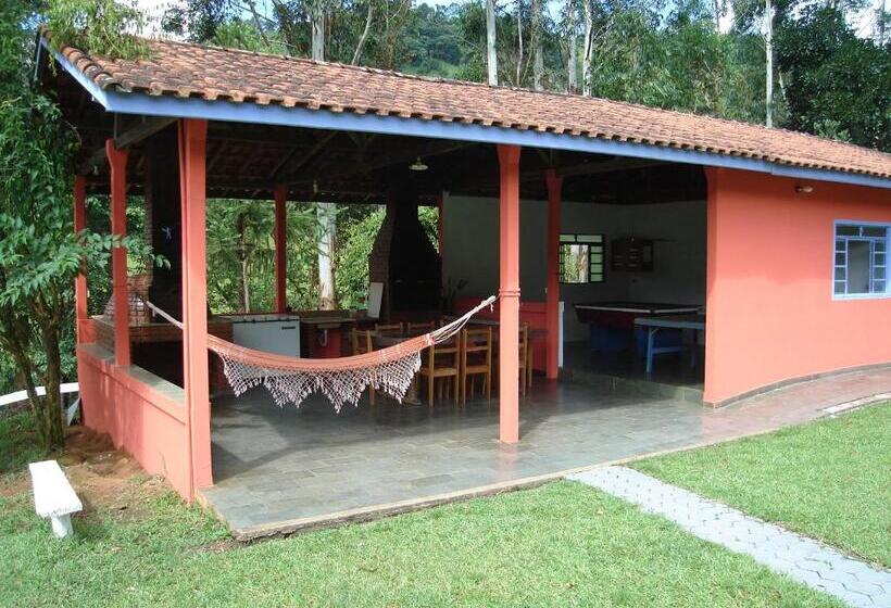 4ベッドルームハウス, Pousada Dona Manoela