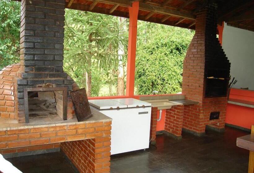 4ベッドルームハウス, Pousada Dona Manoela