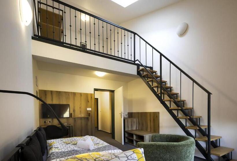 高级单人间, Wellness Hotel Lihovar