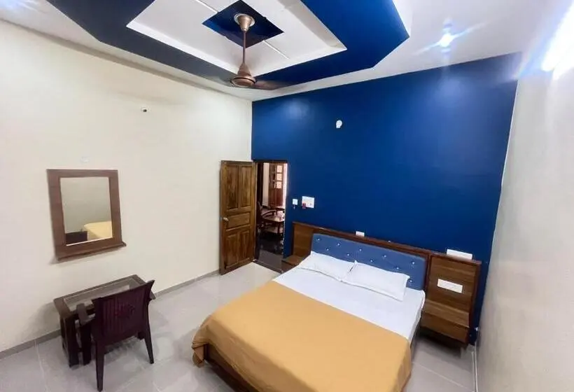 デラックスルーム, Sakthi Residency
