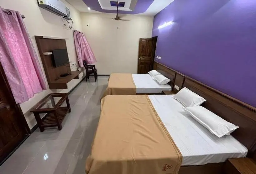スタンダード４人部屋, Sakthi Residency