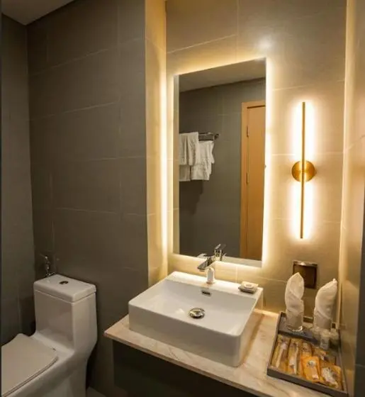 اتاق استاندارد با بالکن, Seabird Hotel Thien Cam