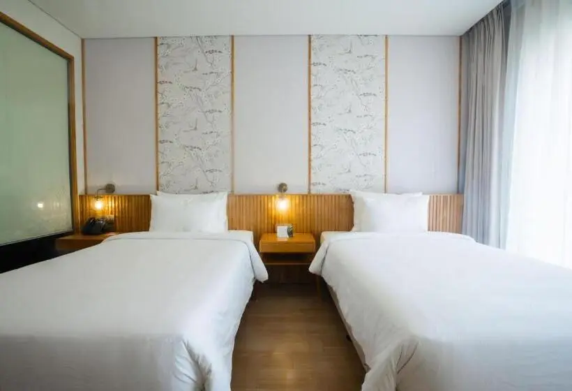 اتاق سوپریور با چشم‌انداز دریا, Seabird Hotel Thien Cam