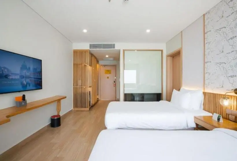 اتاق خانوادگی با چشم‌انداز دریا, Seabird Hotel Thien Cam
