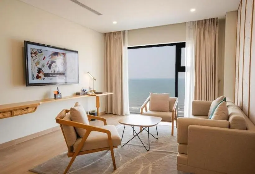 سوئیت با تخت بزرگ, Seabird Hotel Thien Cam