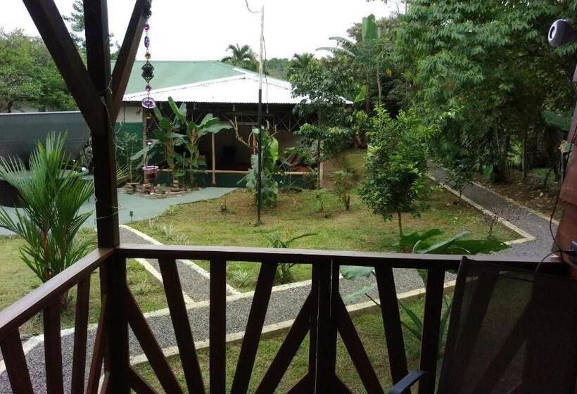 בקתה סטנדרטית, Centro Ananda