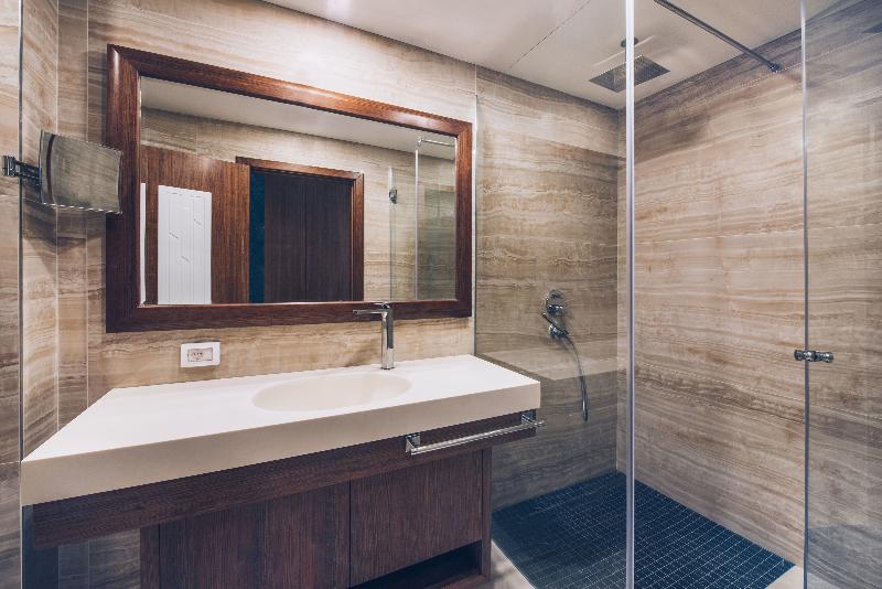 プレミアムルーム, Iberostar Waves Slavija