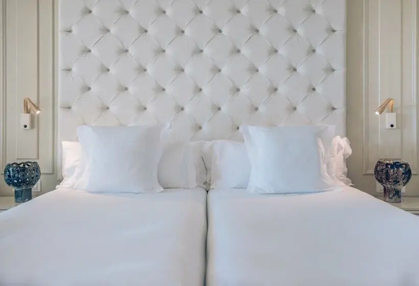 اتاق اساندارد با چشم‌انداز جانبی به دریا, Iberostar Waves Slavija