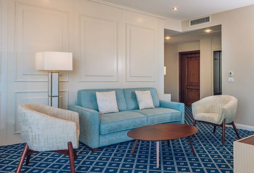 سوییت جونیور, Iberostar Waves Slavija