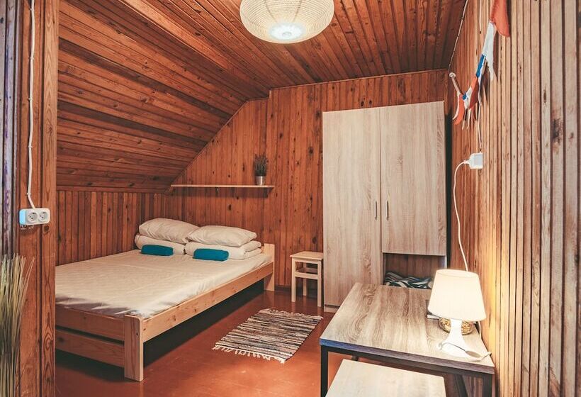 اتاق استاندارد, Guboja