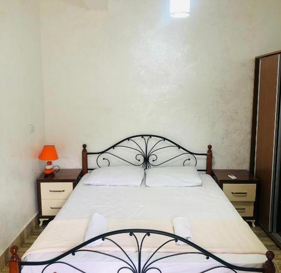 اتاق استاندارد با تخت بزرگ, Nikas Guest House