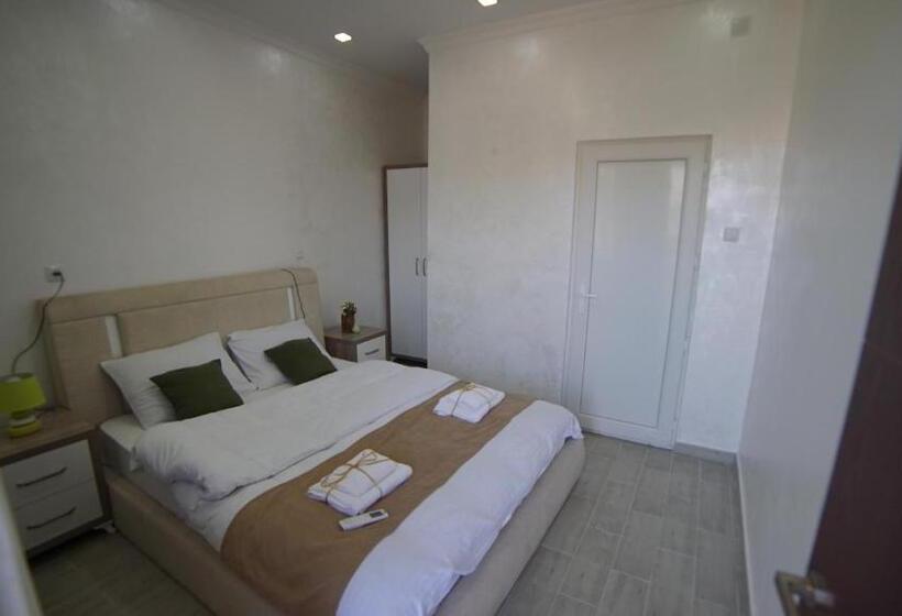 اتاق استاندارد با بالکن, Nikas Guest House
