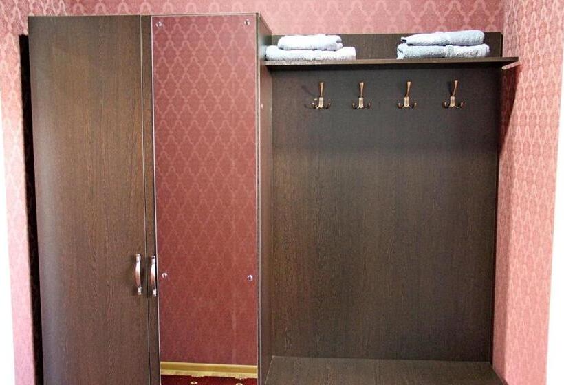 اتاق لوکس, Zarafshon In Dushanbe