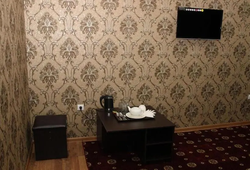 اتاق استاندارد سه نفره, Zarafshon In Dushanbe