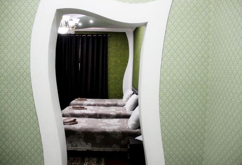 اتاق استاندارد چهار تخته, Zarafshon In Dushanbe