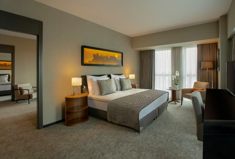 Люкс, Mövenpick Diyarbakir