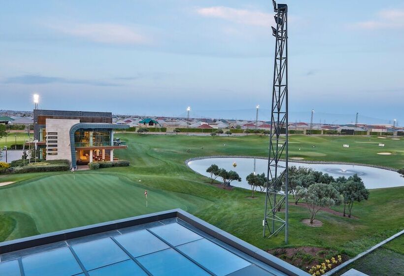 اتاق لوکس, Dreamland Golf Hotel Baku
