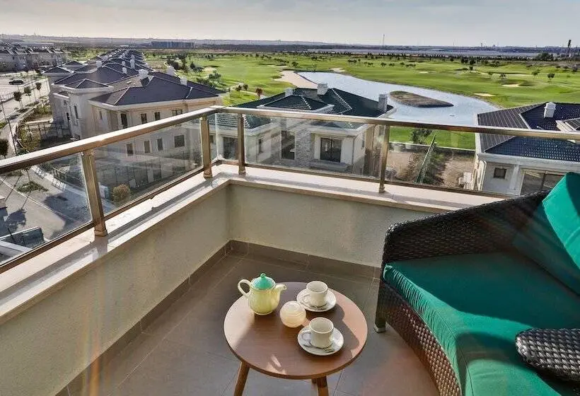 اتاق لوکس, Dreamland Golf Hotel Baku
