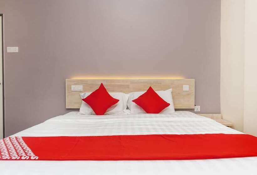 デラックスルーム, Oyo 778 Bmw 2