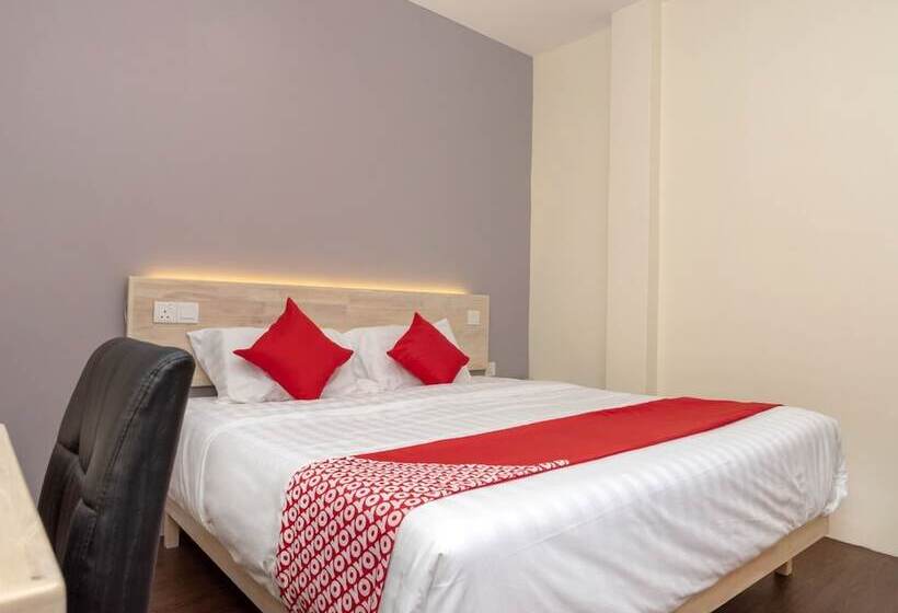 デラックスルーム, Oyo 778 Bmw 2