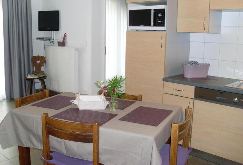 带1个卧室的带阳台的公寓, Gîtes Et Chambres D'hôtes Maison Ungerer