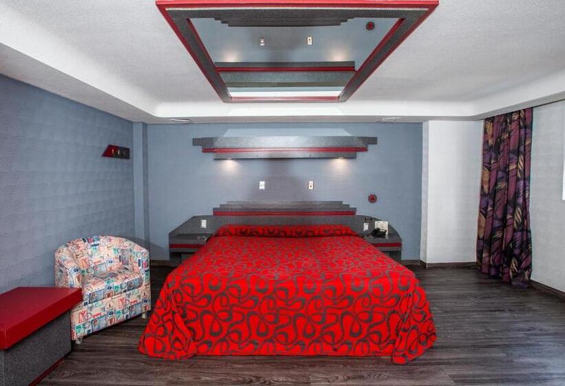 Quarto Estandar, La Rosa   Sólo Adultos