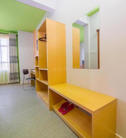 اتاق سوپریور, Maple Inn