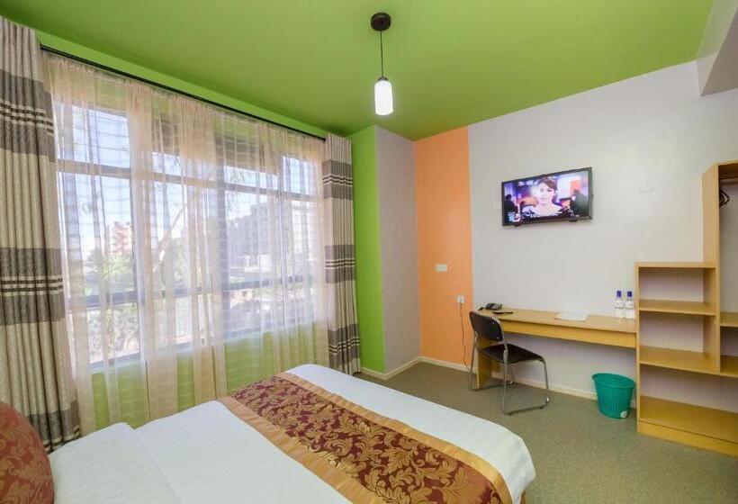 اتاق سوپریور, Maple Inn