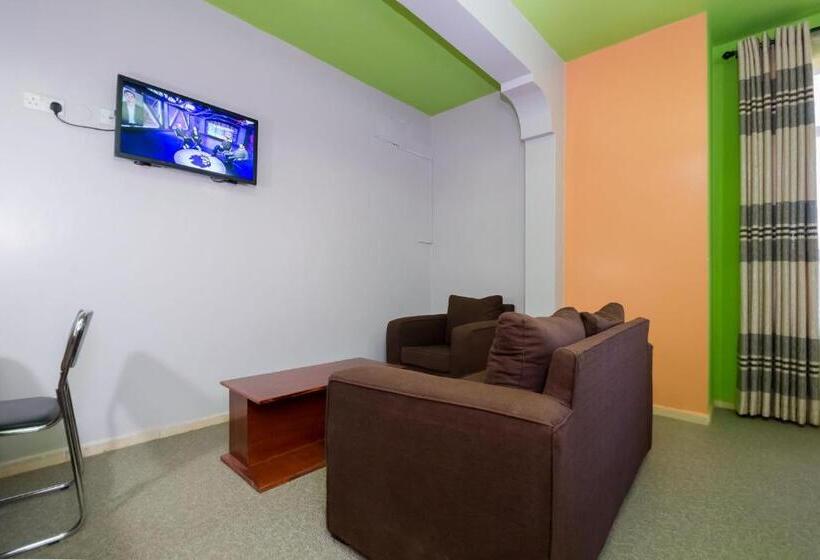 اتاق لوکس, Maple Inn