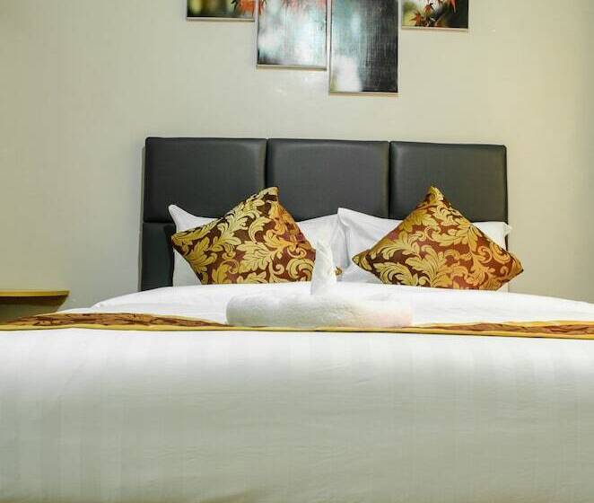 اتاق لوکس, Maple Inn