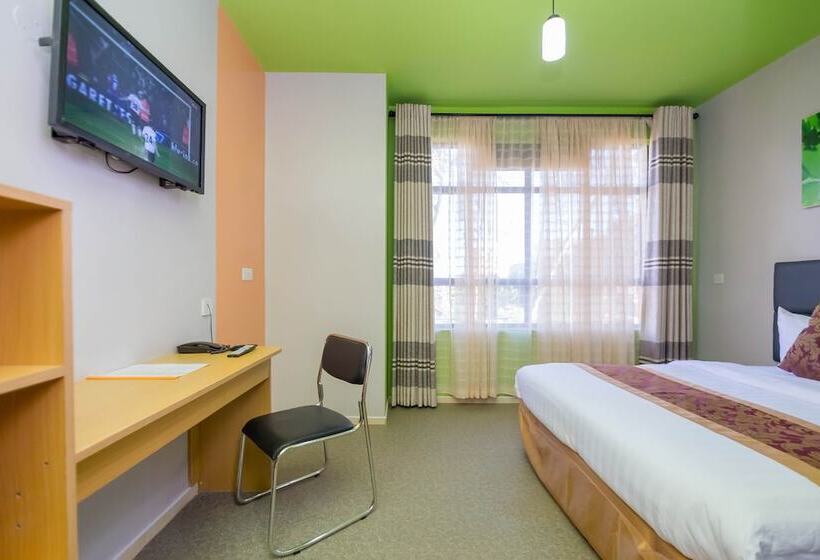 اتاق لوکس, Maple Inn