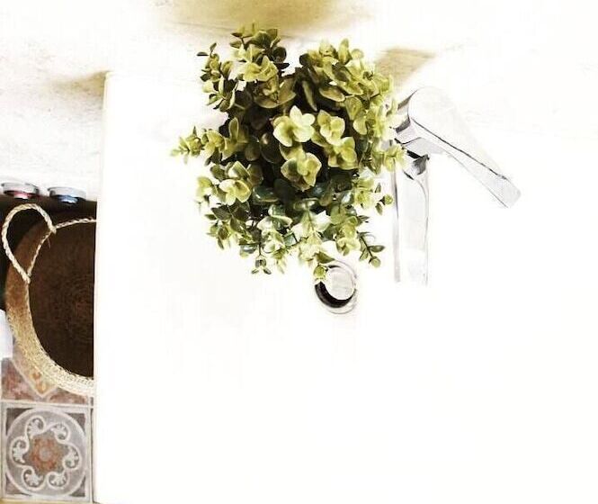 اتاق استاندارد چهار تخته, Fabrì 171