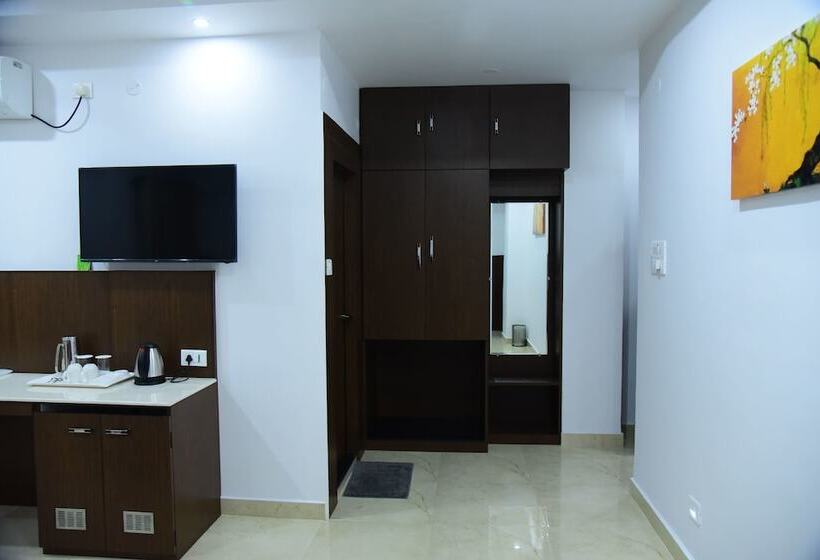 اتاق لوکس یک تخته, Debadaru Guest House