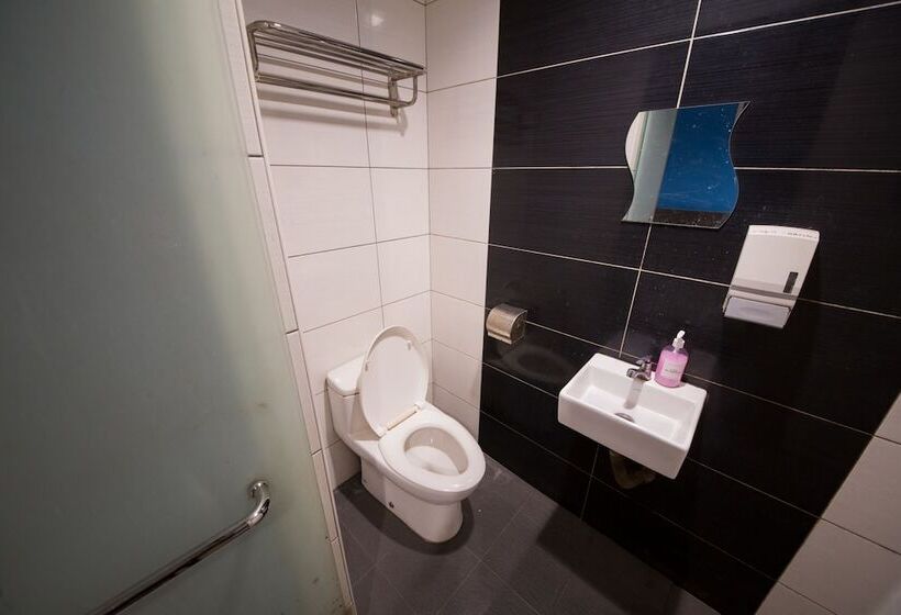 جناح سوبيريور, Golden Pearl Hotel Near Universiti Tun Hussein Onn Malaysia Uthm