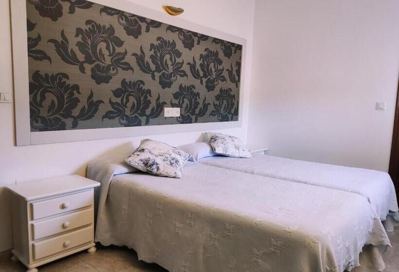 Номер Стандарт, Casa Peto Outes