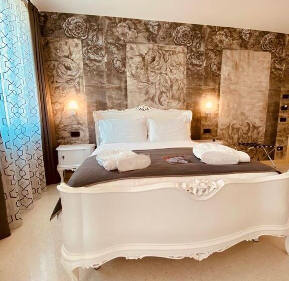 سوئیت جونیور با تراس, Antica Pusterla Relais De Charme