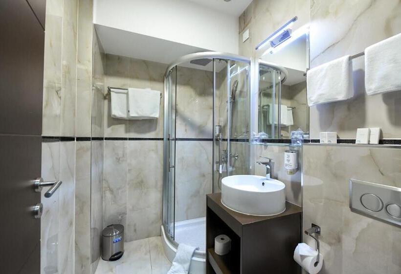 اتاق استاندارد, Garnet Hotel & Event Centar