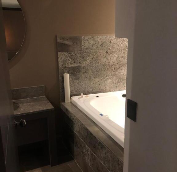 غرفة قياسية, Isabel