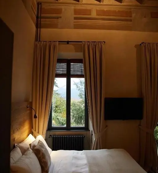 バルコニー付きスーペリアルーム, Relais Castello Di Morcote